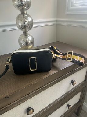 Marc Jacobs Black Camera Crossbody with Pink Logo Strap and Gold Hardware